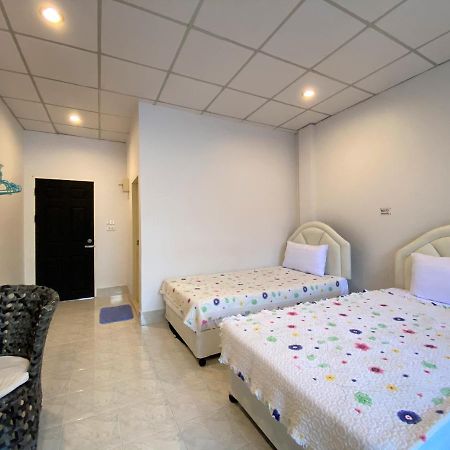 Patong Som Guesthouse מראה חיצוני תמונה