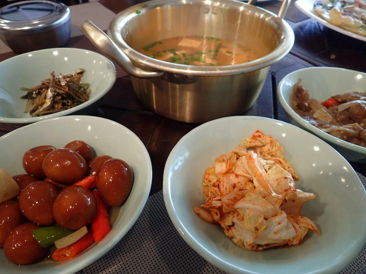 Patong Som Guesthouse מראה חיצוני תמונה