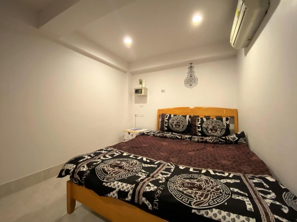 Patong Som Guesthouse מראה חיצוני תמונה