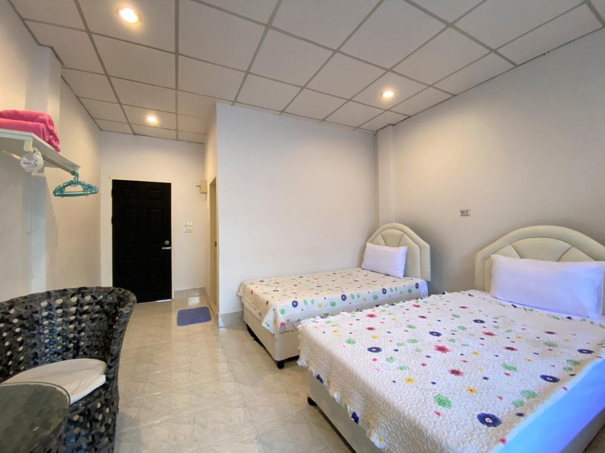 Patong Som Guesthouse מראה חיצוני תמונה