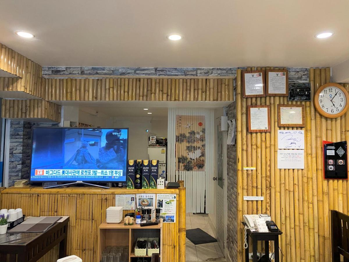 Patong Som Guesthouse מראה חיצוני תמונה