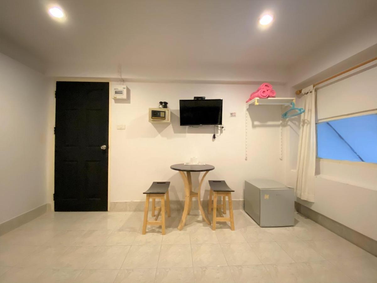 Patong Som Guesthouse מראה חיצוני תמונה